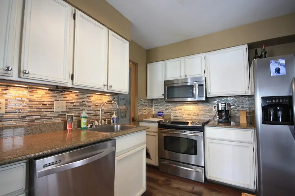 Mountain View 2 Bedroom Condo