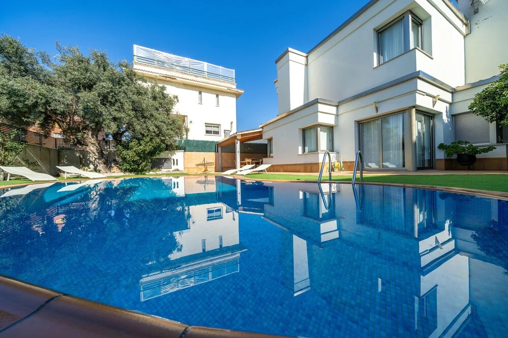 HomeHolidaysRentals Casa Pujadas - Costa Barcelona
