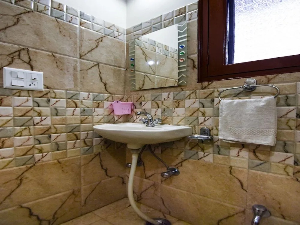 Oyo 47658 Sai Home Stay