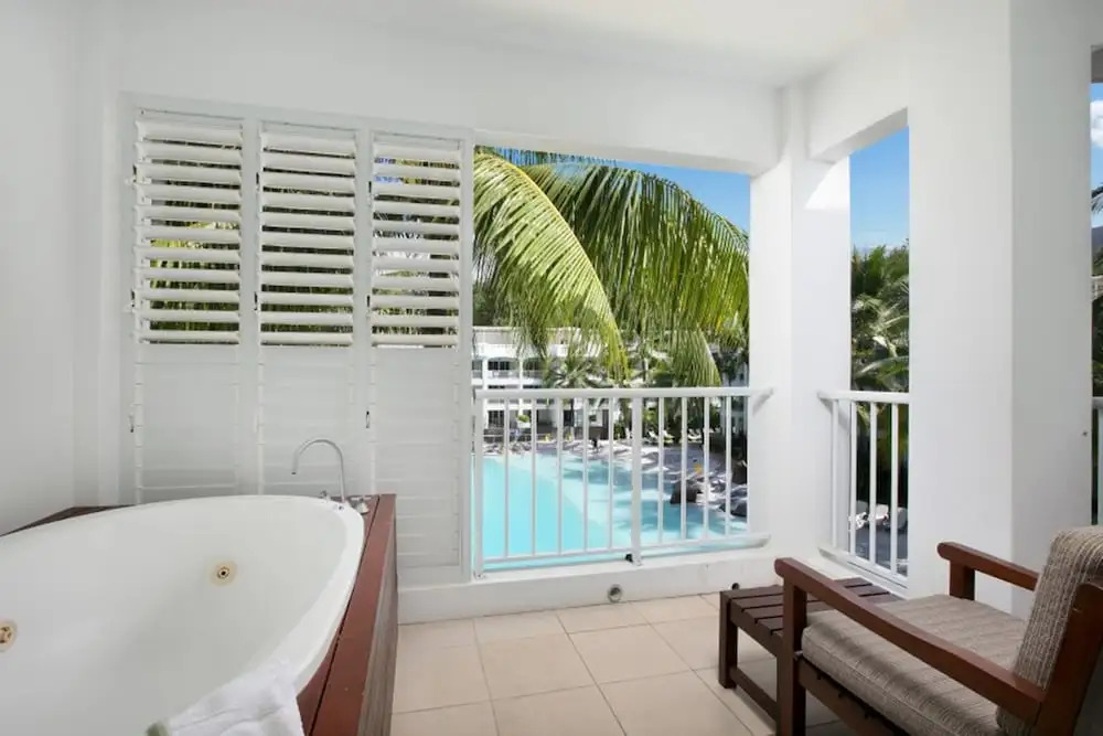 Penthouse 5134 Beach Club