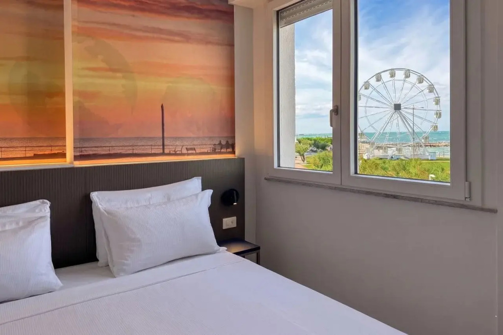 B&B HOTEL Pesaro Des Bains