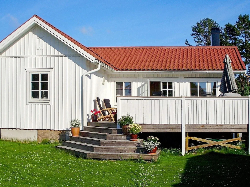 7 Person Holiday Home in Grebbestad