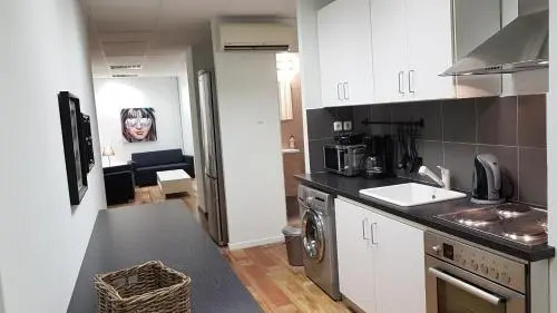 Errathens Cherry and Berry Apartments - Athens Center
