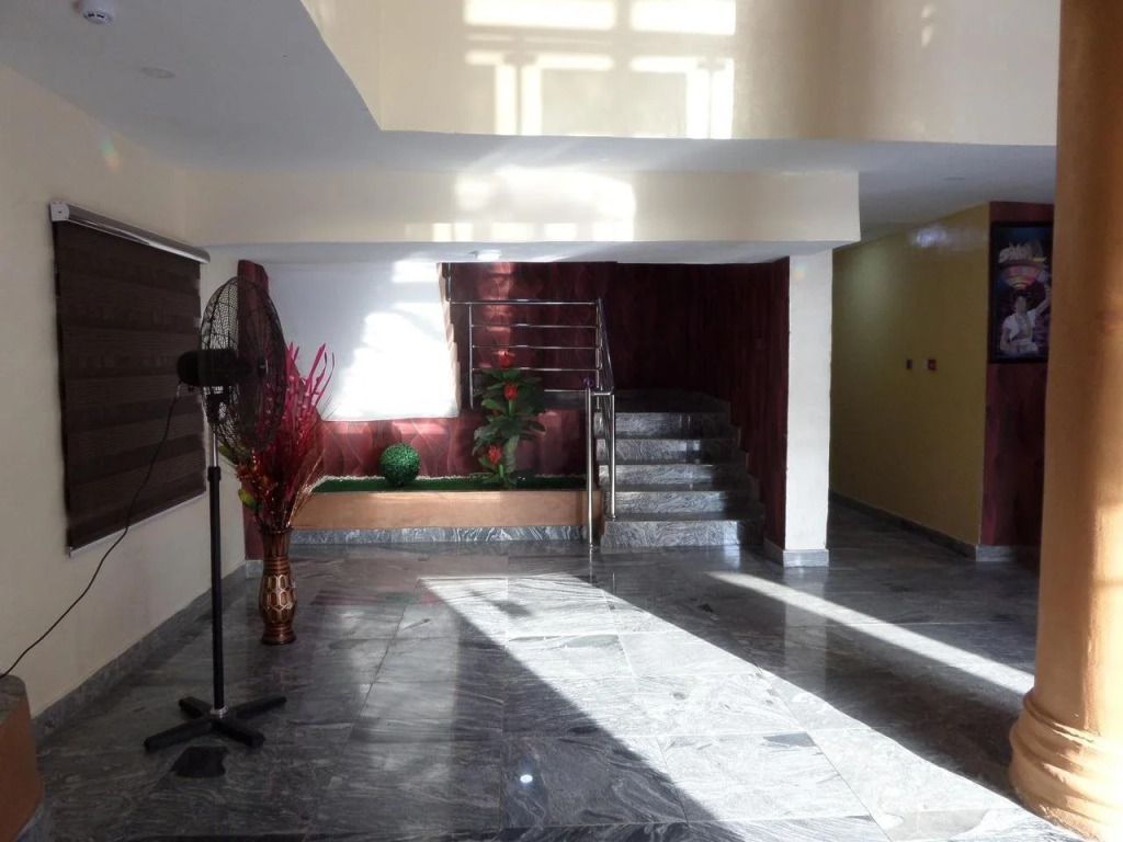 X Garden Hotel & Suites
