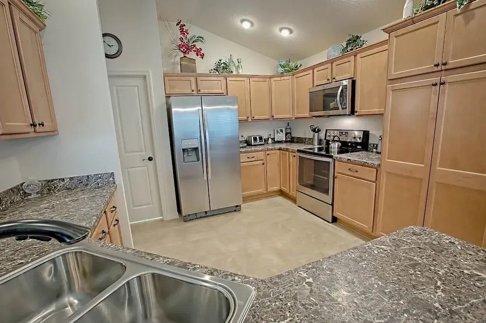 Yuma Place Home 3 Bedroom by The VIR Group