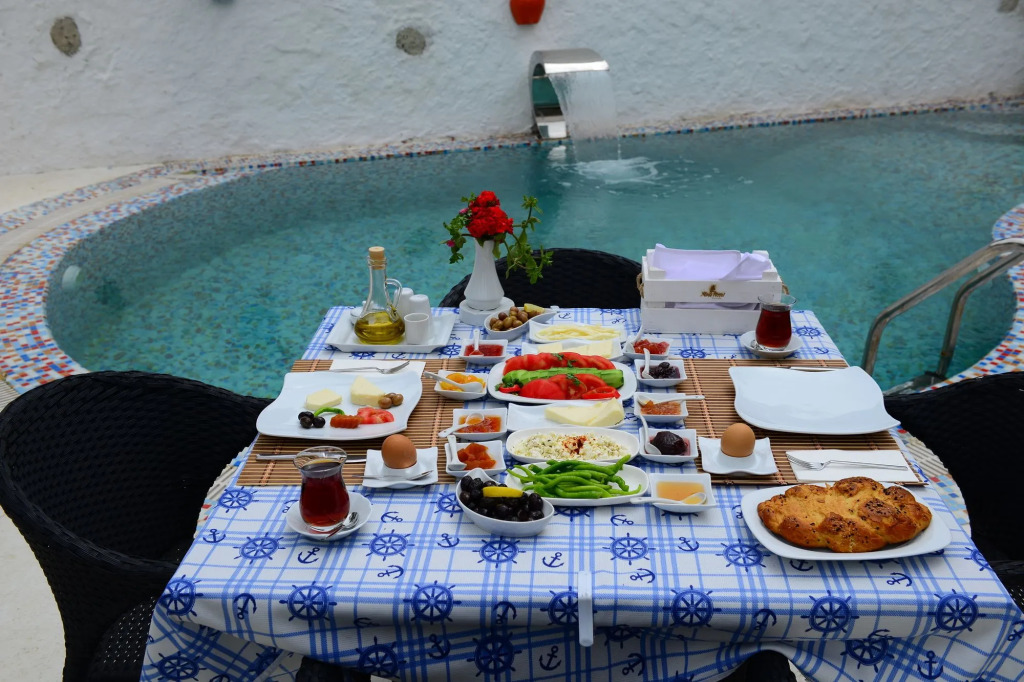 Mina Otel by Adda Alaçatı