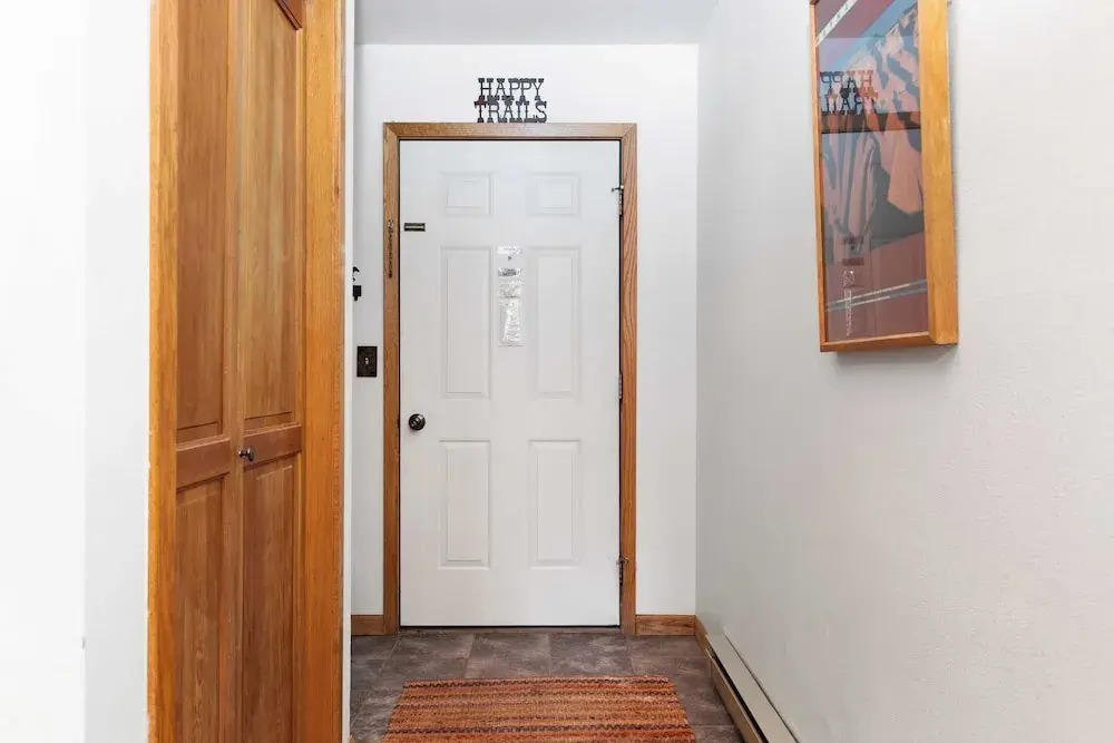 Riverside Condos B101 by Avantstay Condo Close To Downtown, Town Park & Ski Lift #8