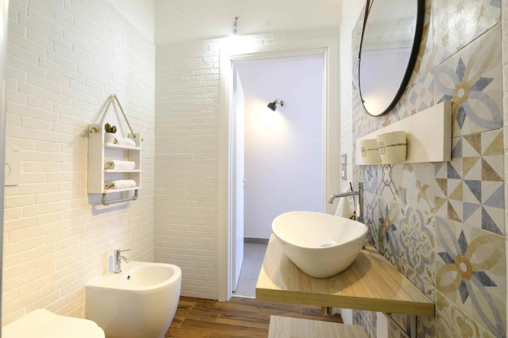 Essential suite