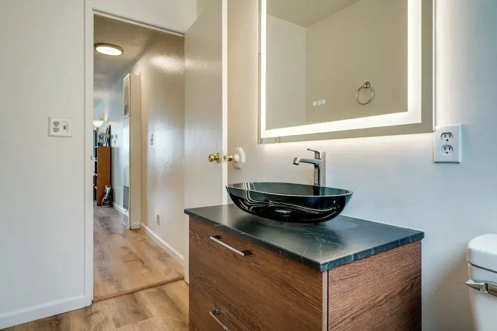 2 Mi to Dtwn Reno & Unr: City-view Townhome!