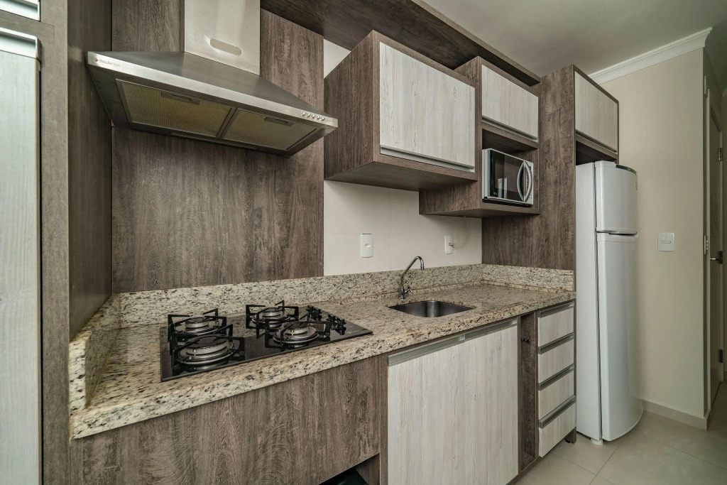 Apartamento 2 Dormitórios Com Churrasqueira