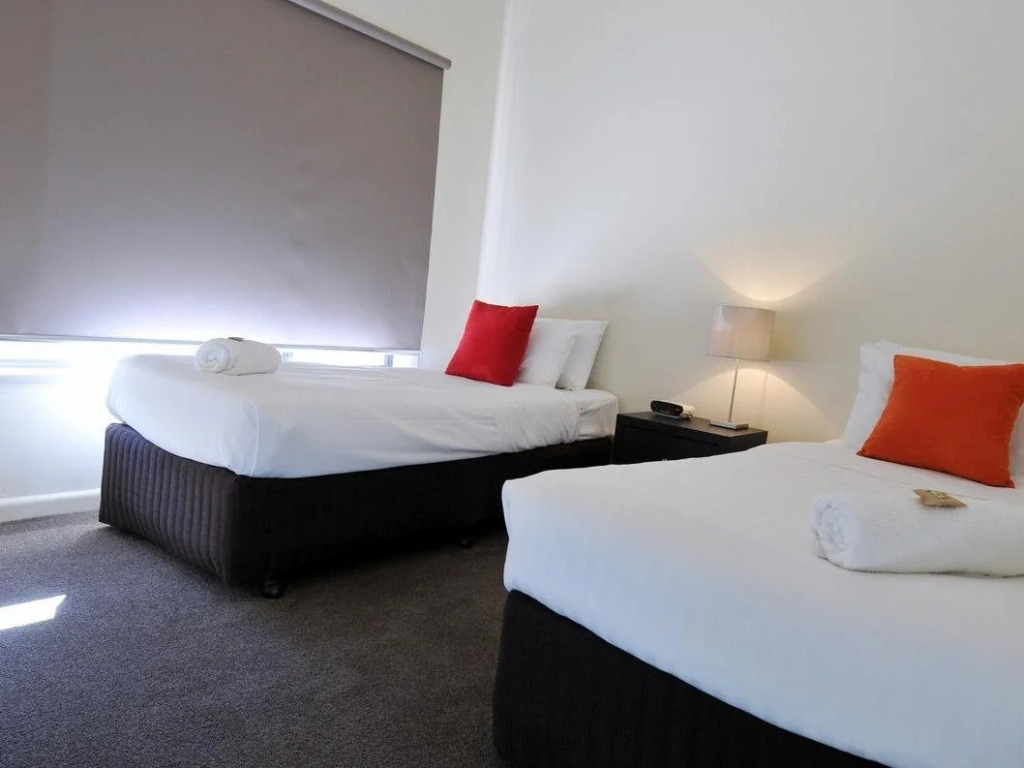 National Hotel Complex Bendigo