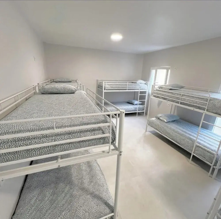 Hostel Jirafa