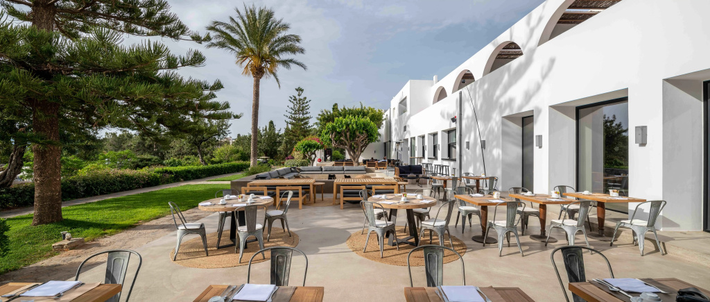 Minos Beach Art Hotel, a Member of Design Hotels