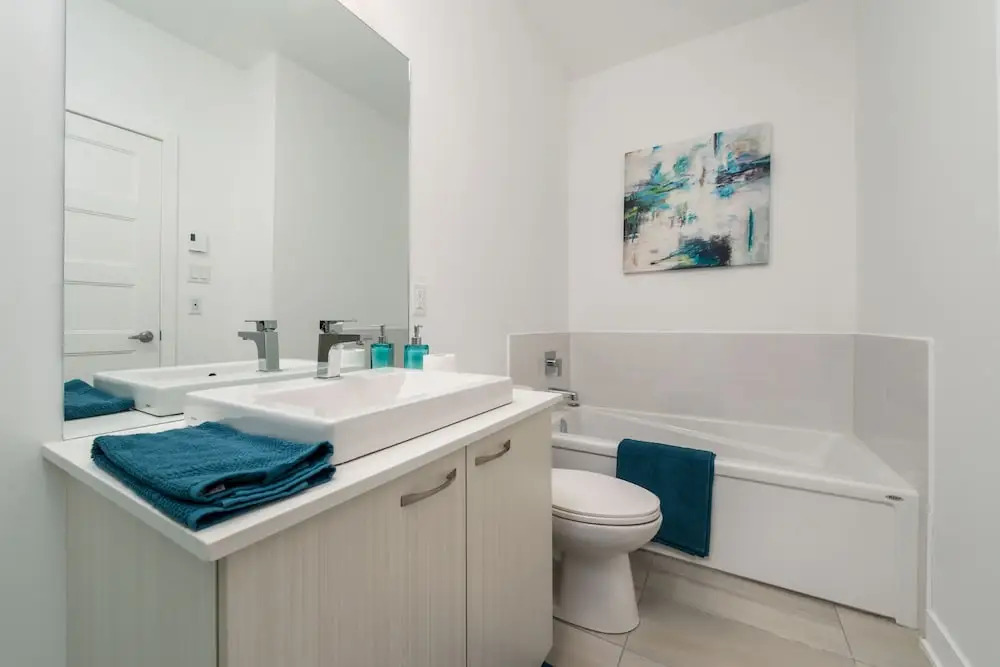 Sunny 2BR on Plateau Mont-Royal
