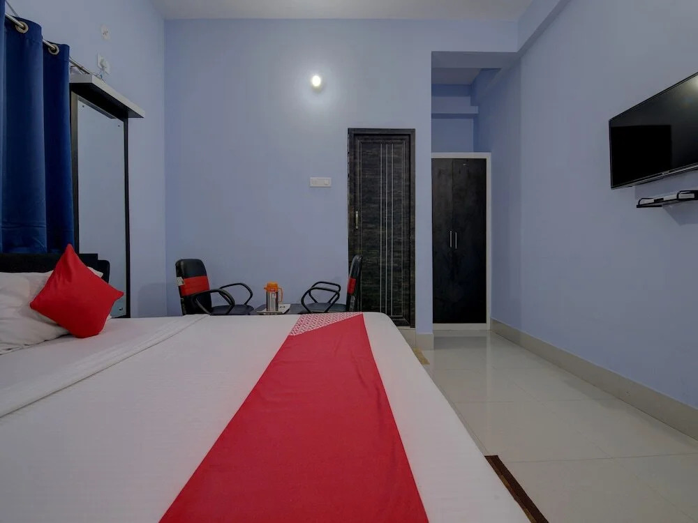Dhanraj Residency by OYO Rooms
