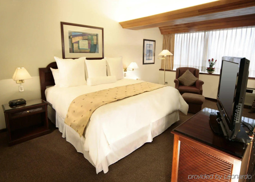 J&A Classic Hotel