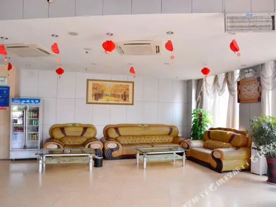 A Home Hotel (Dongping)