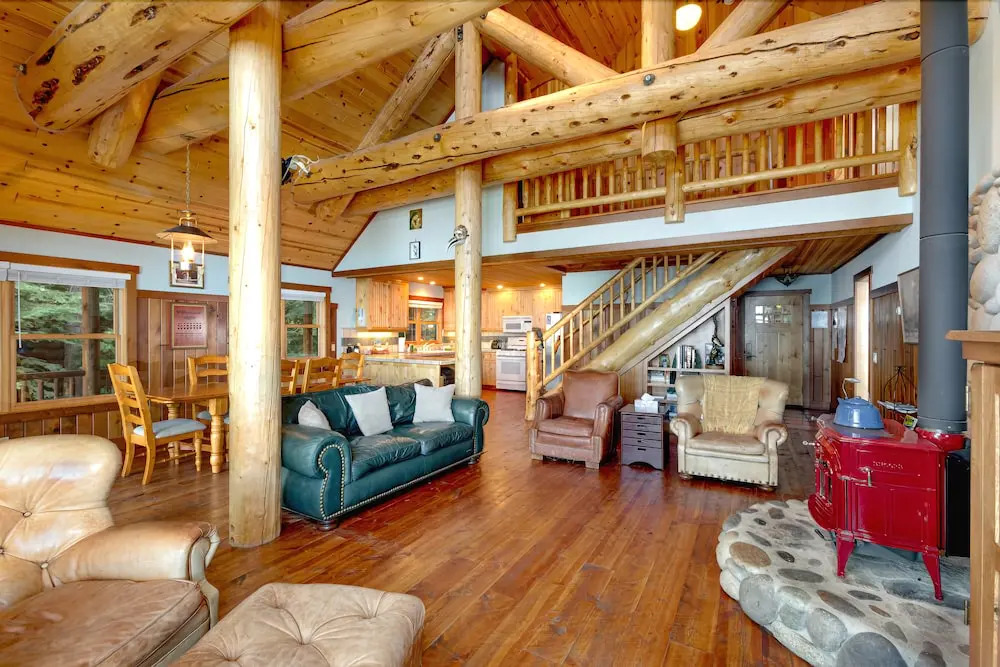 2201 Cascade Road