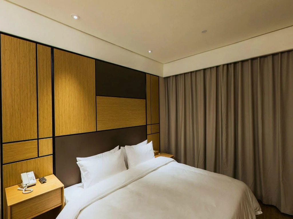 JI Hotel Shanghai Hongqiao Transport Hub Linkong Zone