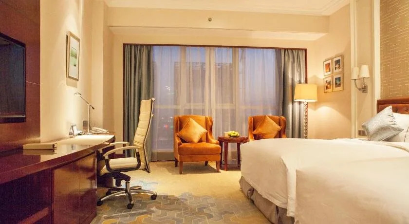 Glory Charm Hotel