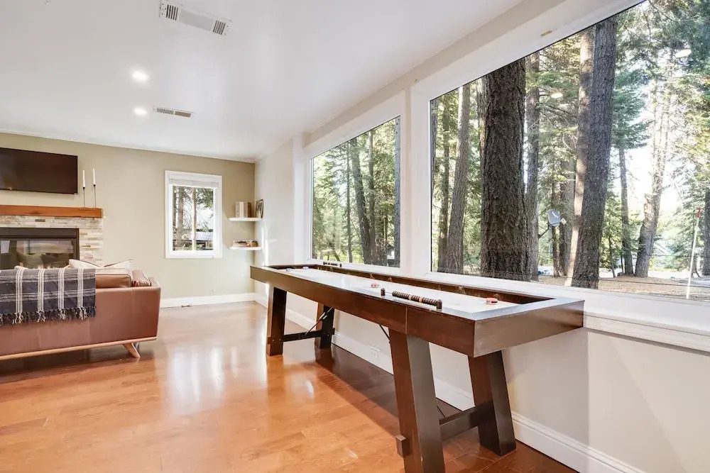 Homewood by Avantstay Amazing Family Cabin w Hot Tub Sauna