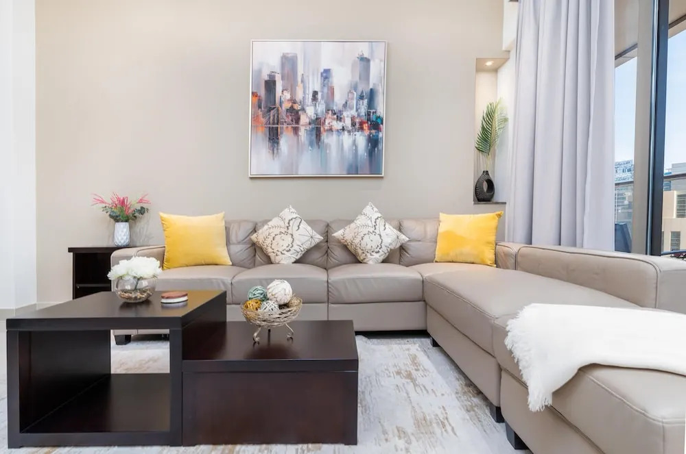 Whitesage - Elegant Apartment With Balcony in Downtown