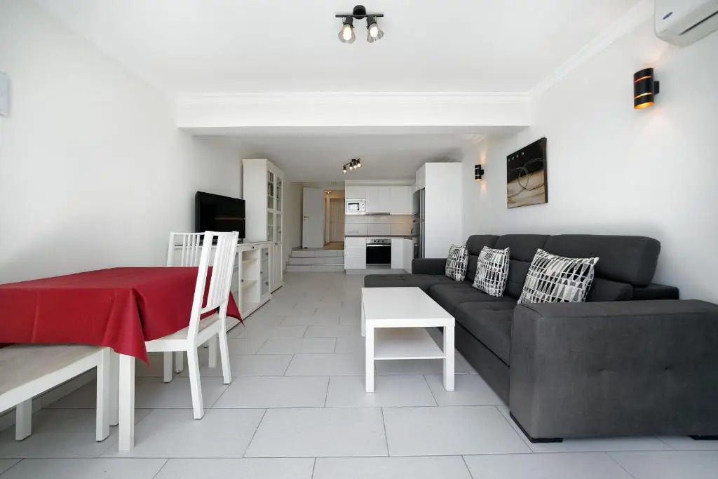 Ocean view apartments Las Flores I