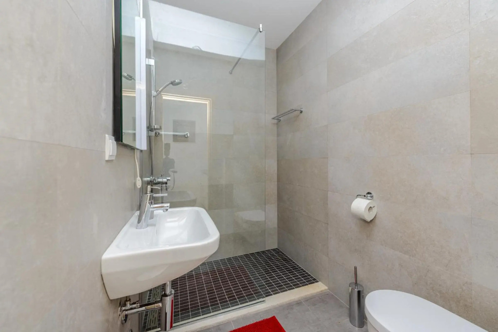 Tandem Apartments with Swimming pool