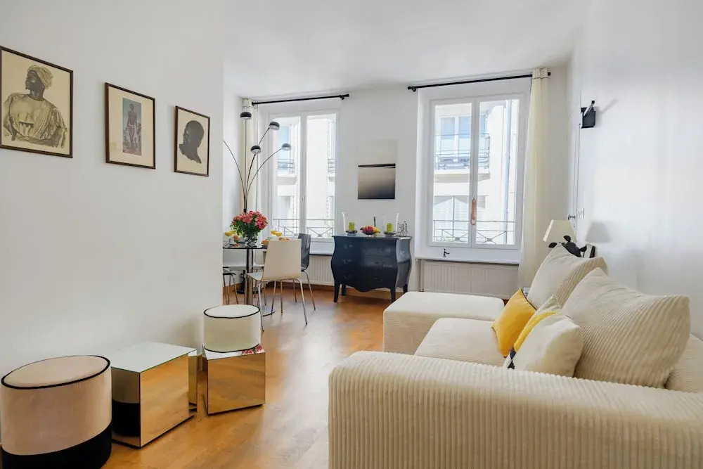 Paris St Germain Central residence