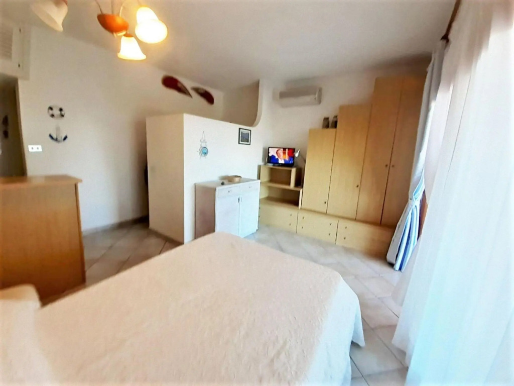 Pleasant Holiday Home in Marinella Near the sea