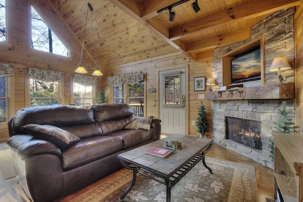 Nestled Inn #214