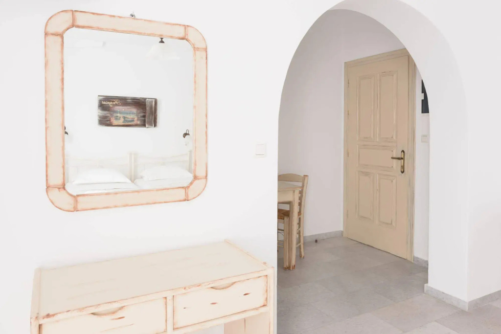 Fragias Studios & Apartments