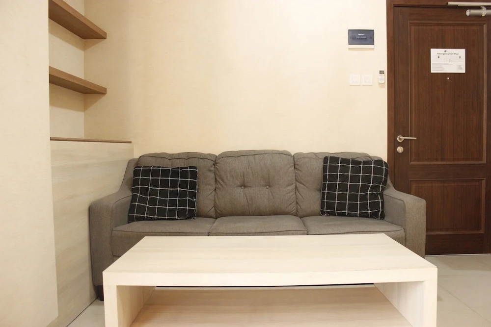 Homey 2BR Apartment at Galeri Ciumbuleuit 2 By Travelio