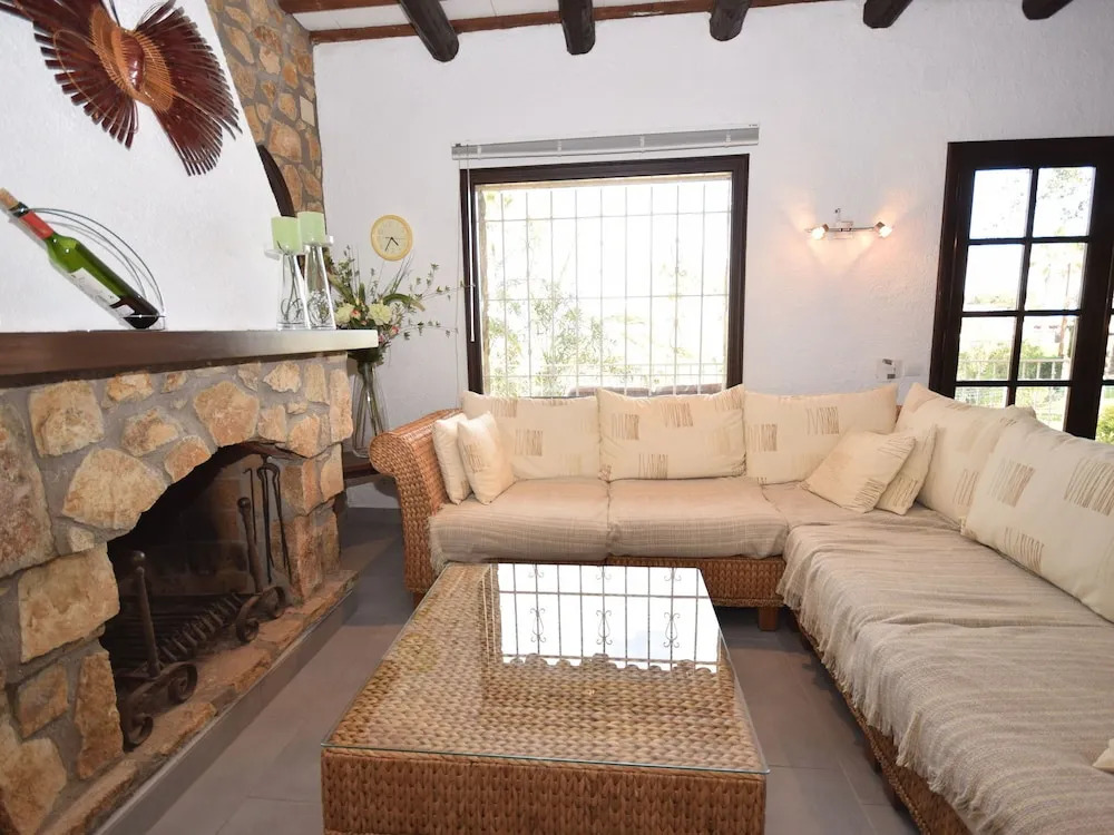Cozy Holiday Home with Nice Terrace & Fenced Private Pool near Platja D'aro