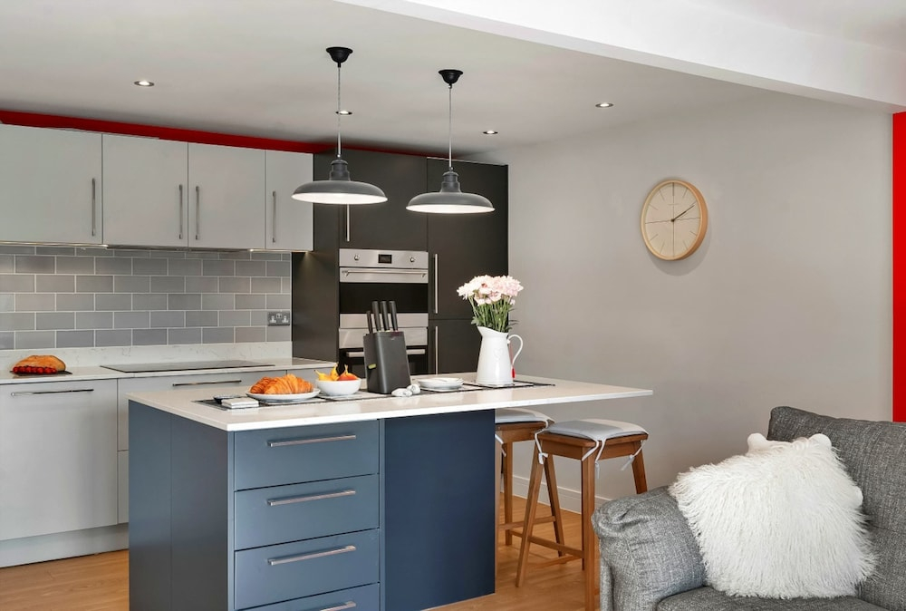 Apartment in Soar Near South West Coastal Path