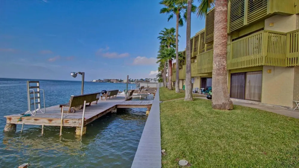 217 - 2 Br Condo