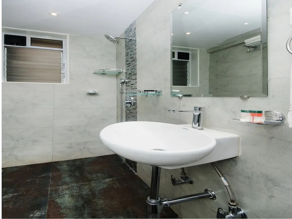 OYO 12749 Hotel Sagar