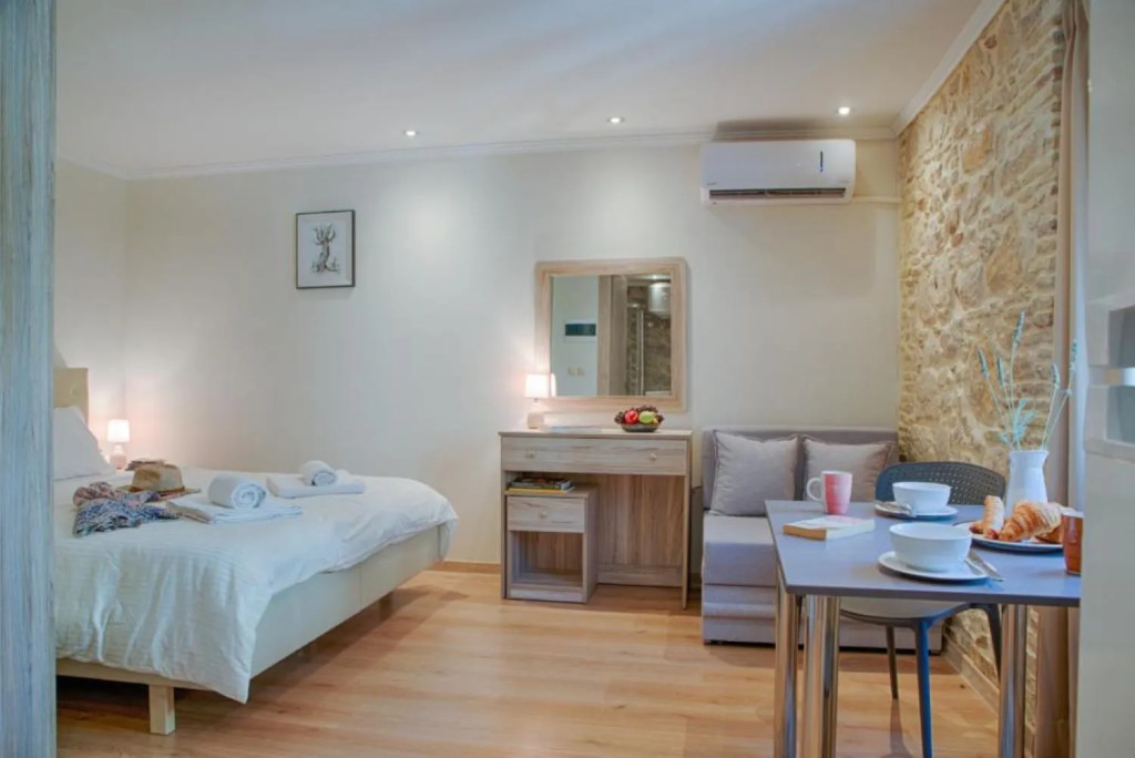 Effie s Suite Blue by Estia