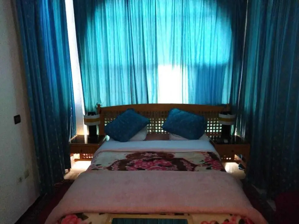 Hotel Tiout