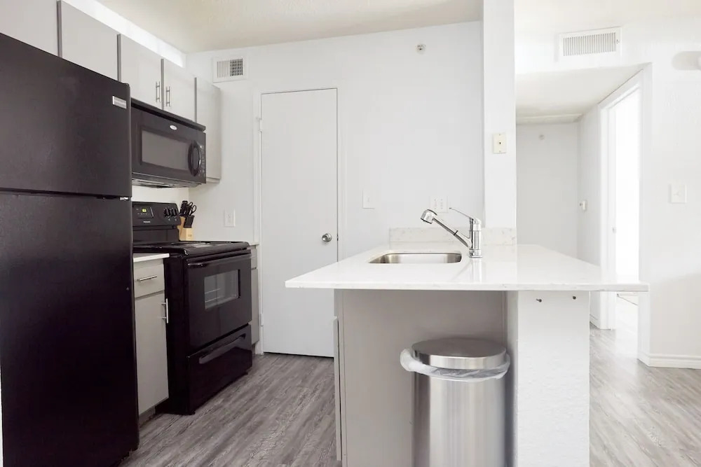 The Domain Luxury Suites by Sonder