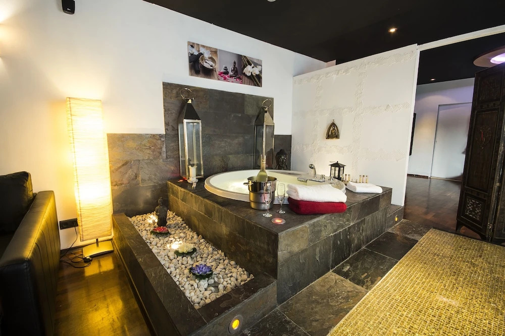 Gran Via Alaia Seasonal Living