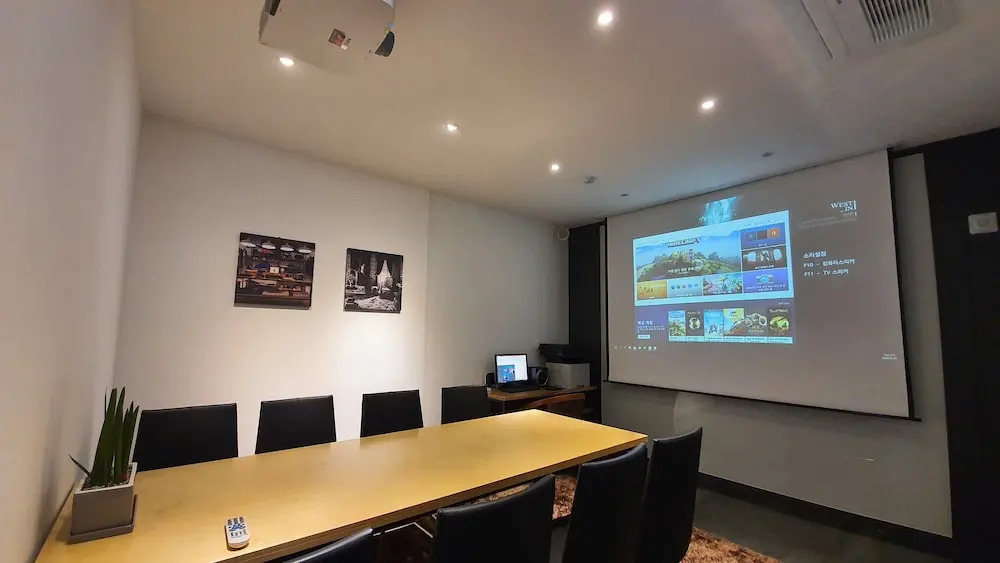 West In Hotel Yeosu