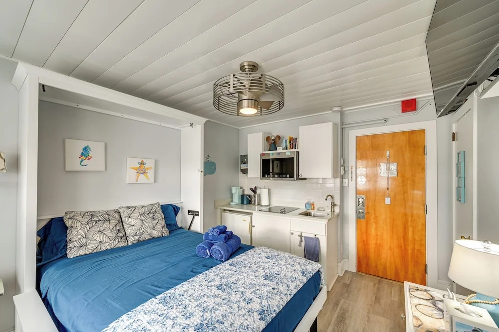 Prime Walkable Location! 2-unit Ocean City Getaway