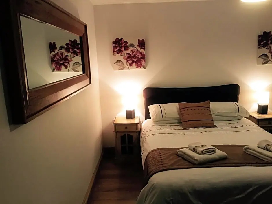 Woodburn Lodges