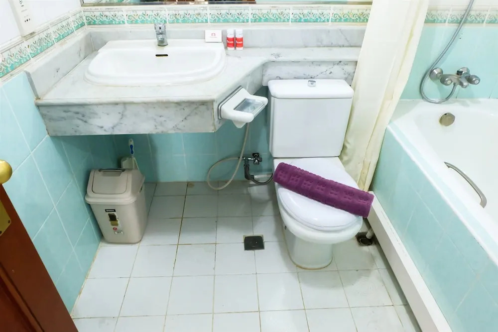 Spacious for 4 Pax Casablanca Apartment Near Kokas