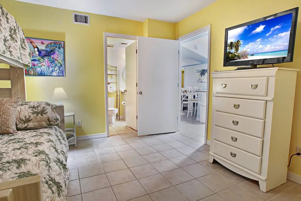 Harbour Place 409 - 3 Br Condo
