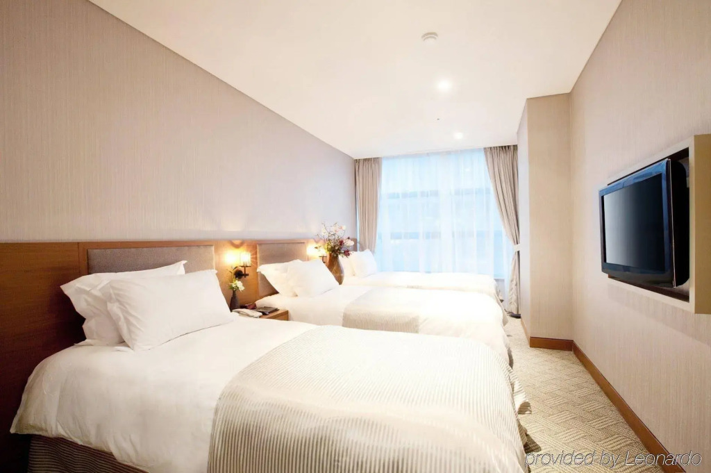 Staz Hotel Myeongdong 1