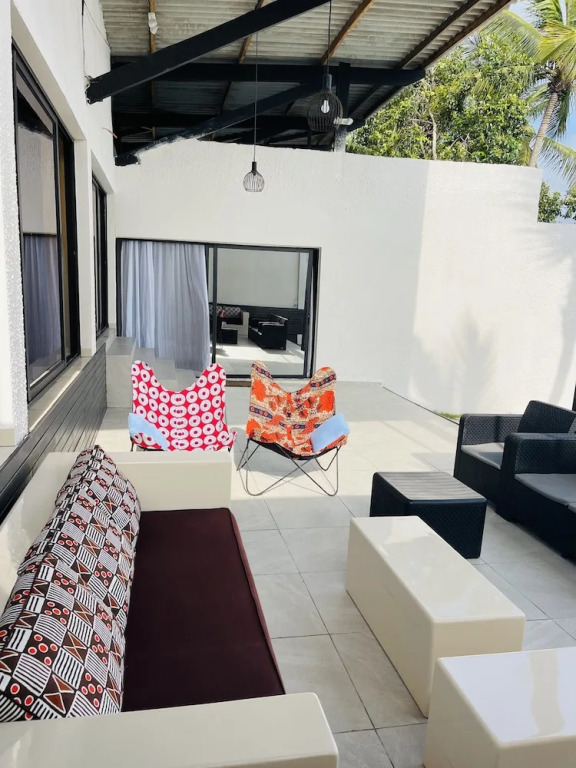 Assine Magnifique Villa Avec Piscine