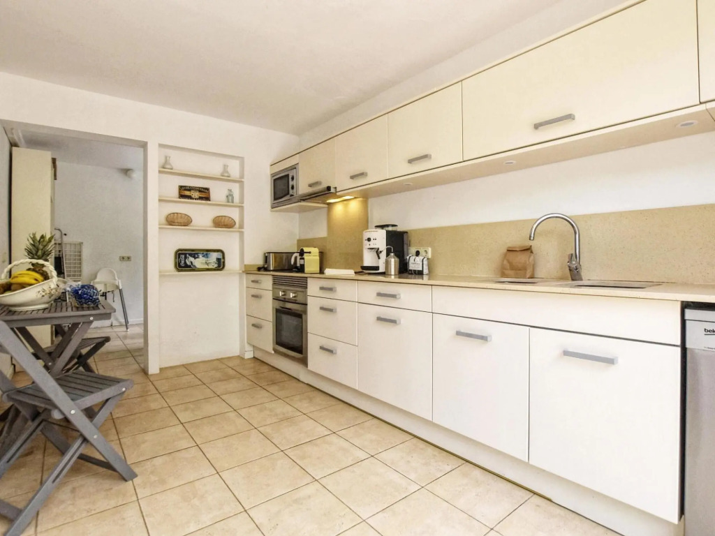 Villa in Cala Ratjada with Sea Views and Pool