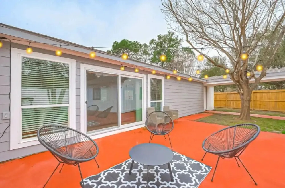 Relax Central in Houston, 10 Mins to Galleria, Work-cation, 4 Bdrms, 3 Baths